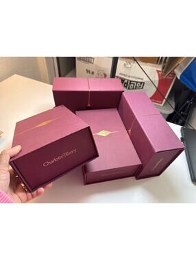 4x Charlotte Tilbury Gift Box